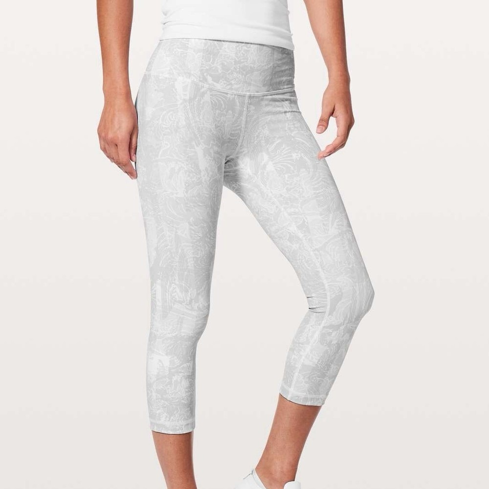 Lululemon Wunder Under Crop Leggings in Eternal Wave